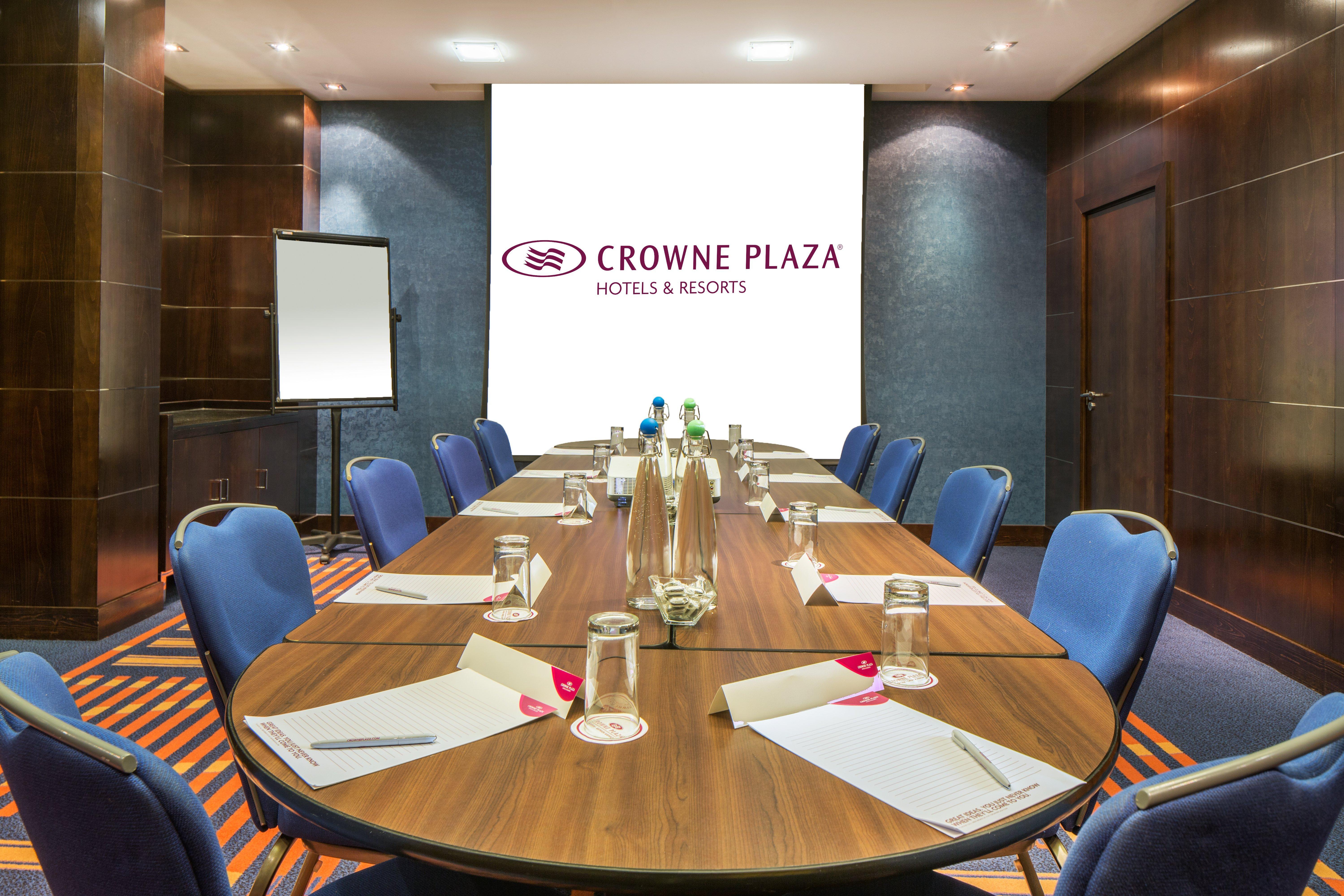 Crowne Plaza London - Gatwick Airport By Ihg Hotel Crawley  Exterior foto