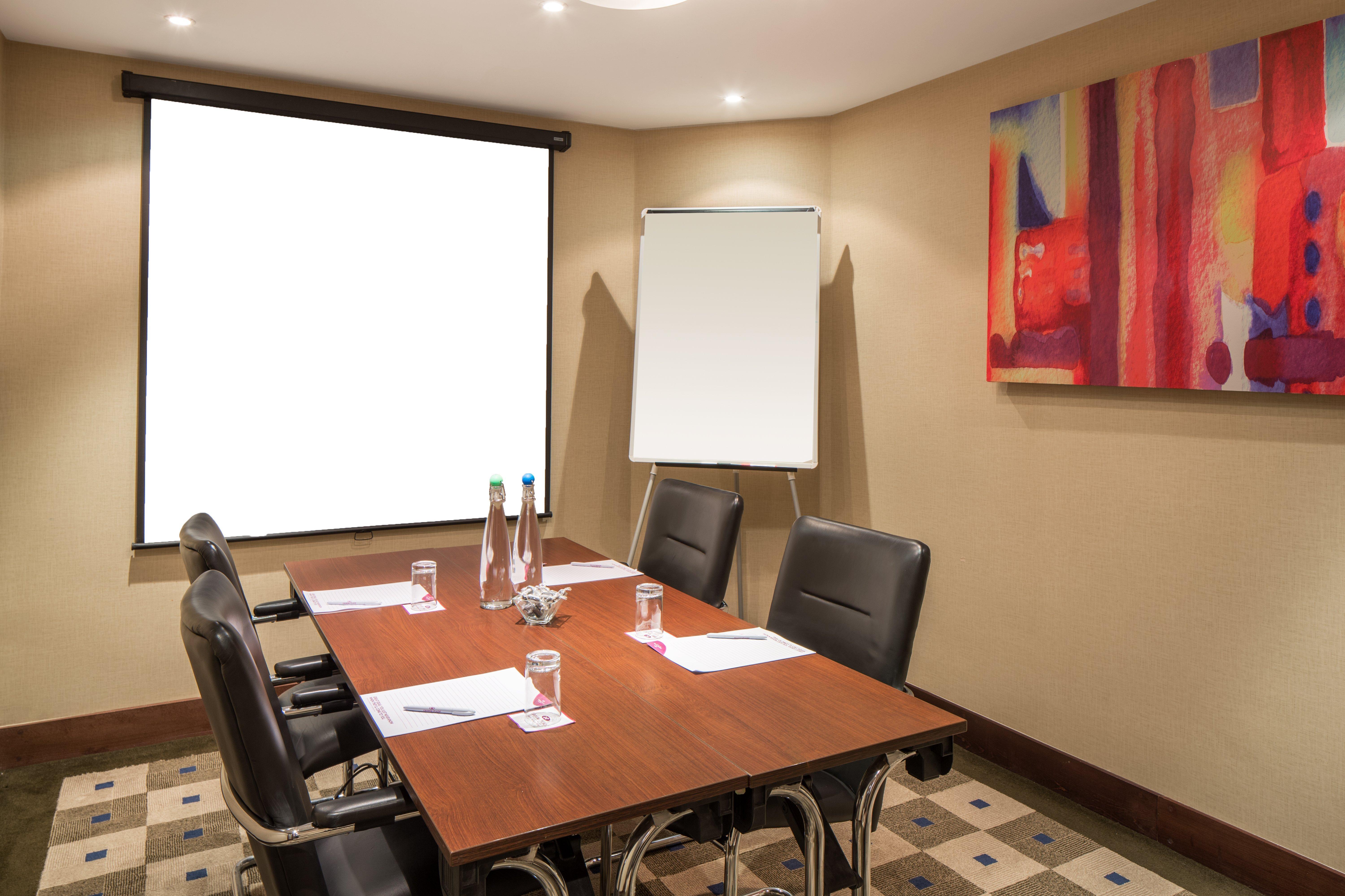 Crowne Plaza London - Gatwick Airport By Ihg Hotel Crawley  Exterior foto