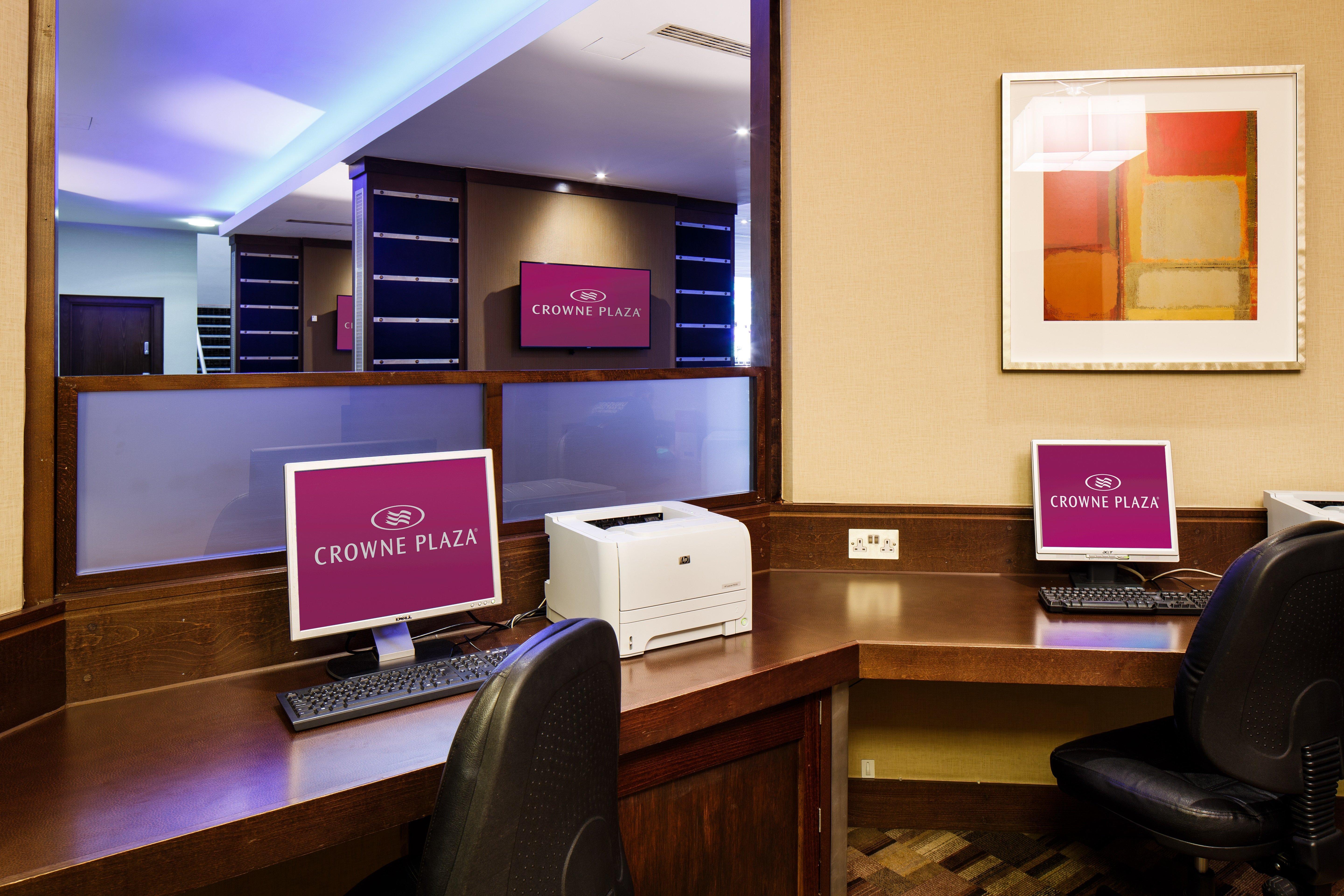 Crowne Plaza London - Gatwick Airport By Ihg Hotel Crawley  Exterior foto
